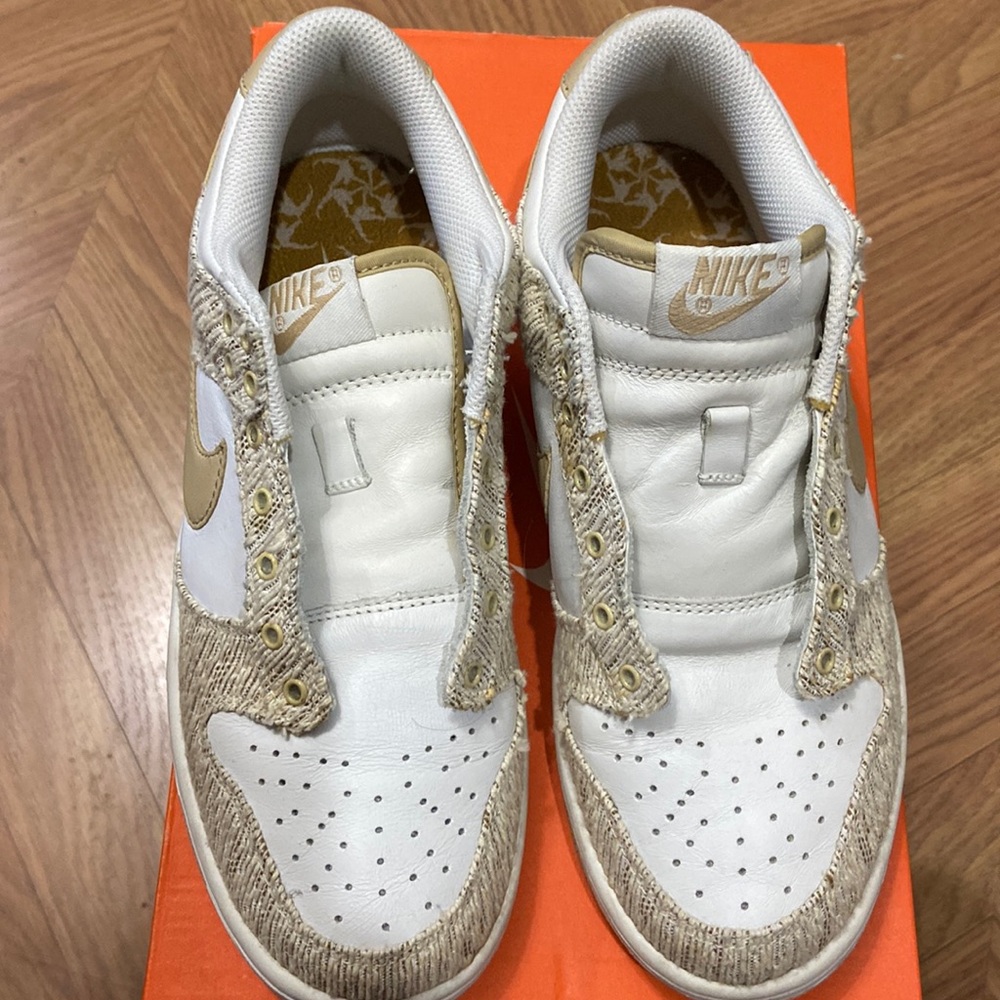 WMNS NIKE DUNK LOW, Size 8, Linen/Linen-White